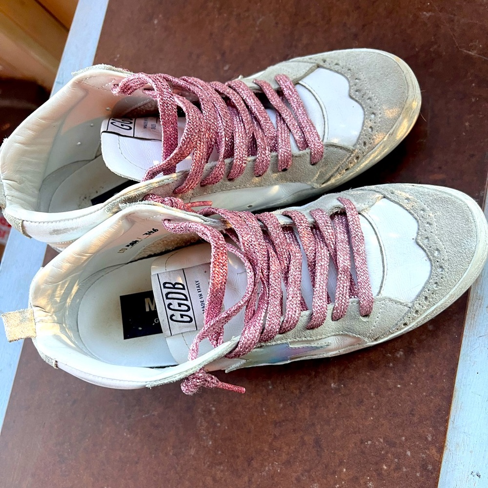 Beautiful Golden Goose Mid Stars. Size 36. Almost new condition.LTD Private EDT.